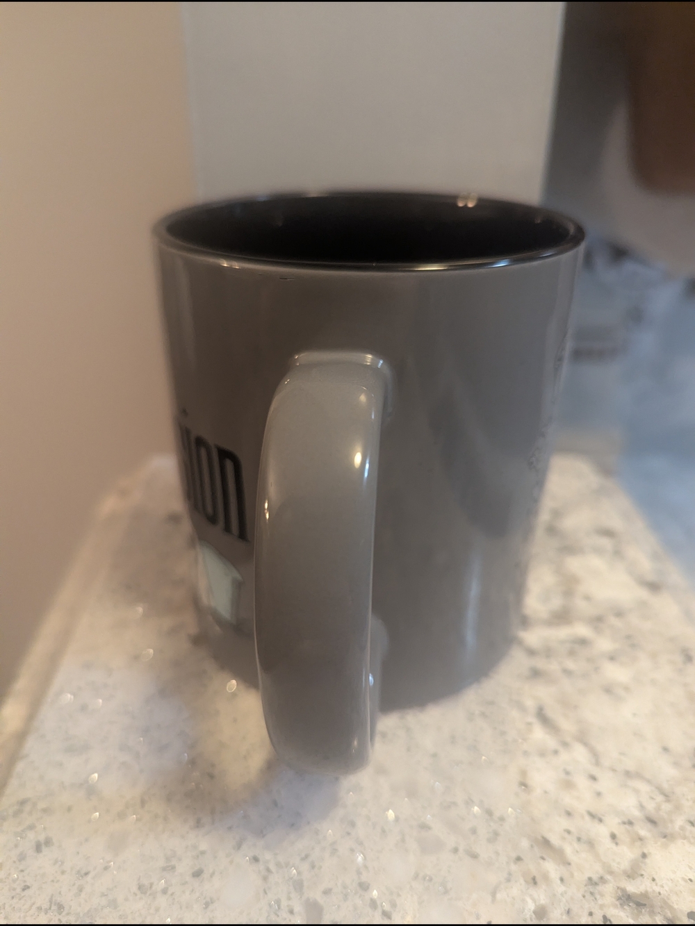 Disney Haunted Mansion Dearly Departed Ghosts Coffee Tea Mug Cup 20oz - Picture 4 of 6